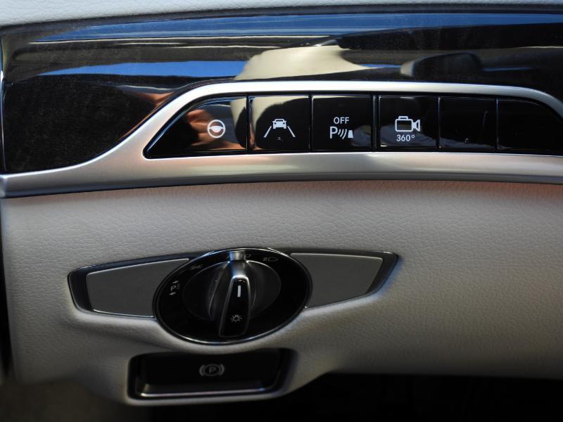 Mercedes-Benz S-Class S550 4MATIC 2014
