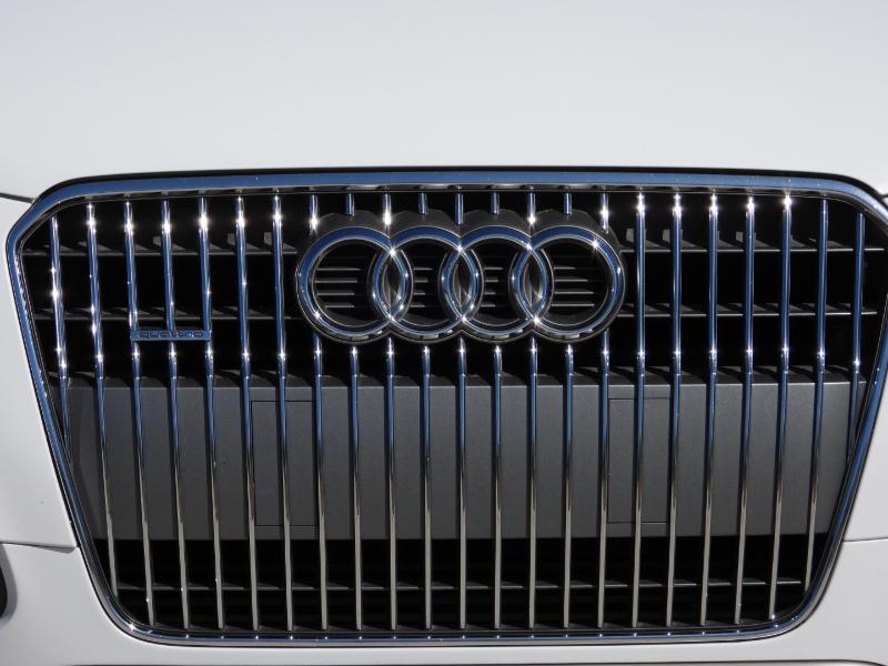 Audi allroad Premium Plus 4D Wagon Qtro 2.0 2014