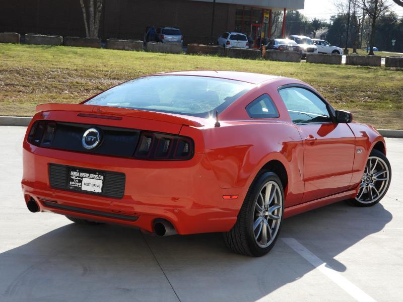 Ford Mustang GT Premium Coupe 2013