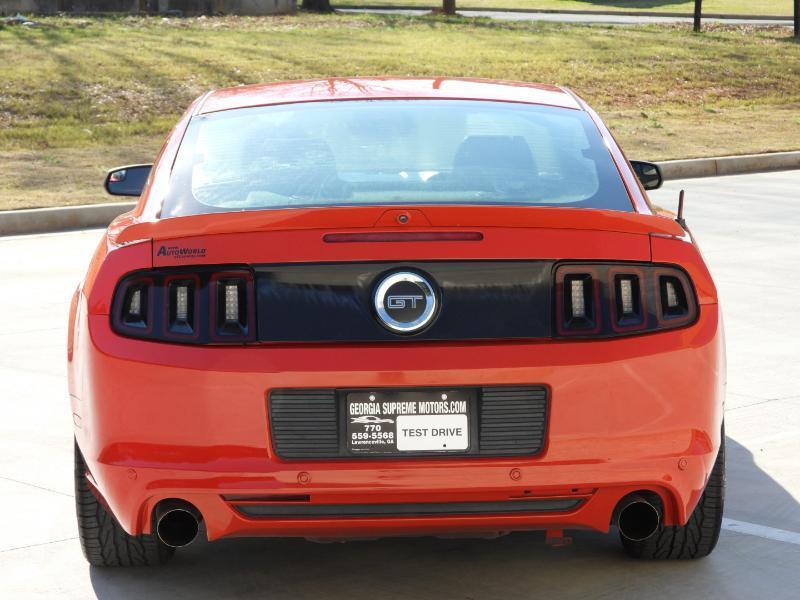 Ford Mustang GT Premium Coupe 2013