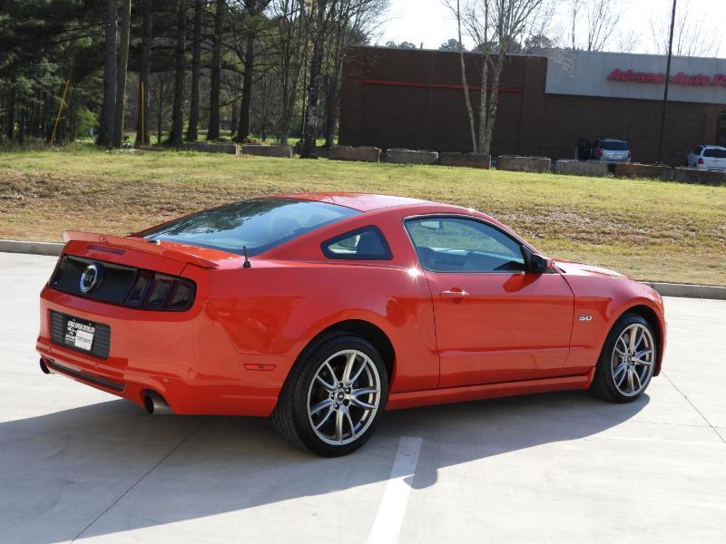Ford Mustang GT Premium Coupe 2013