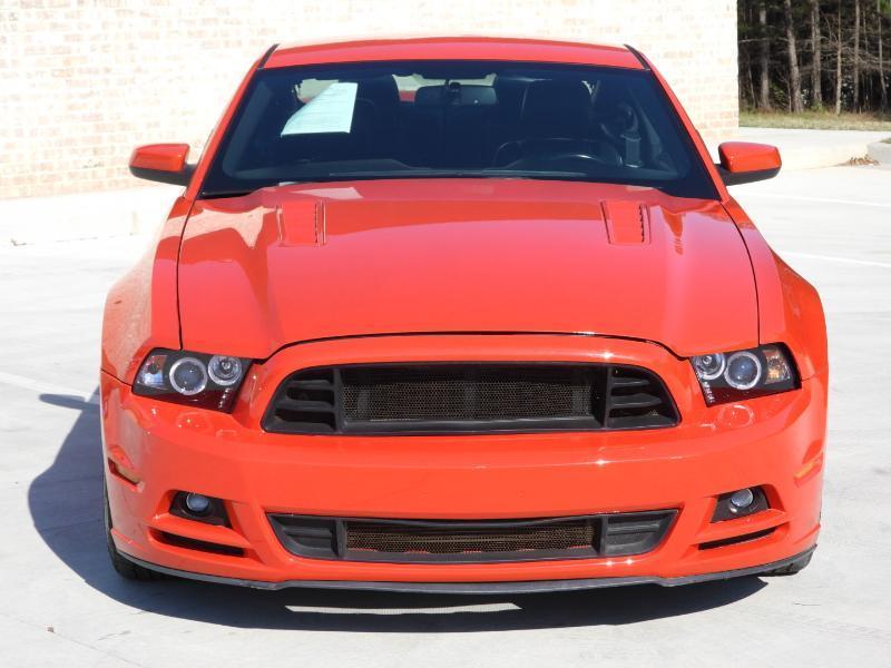 Ford Mustang GT Premium Coupe 2013