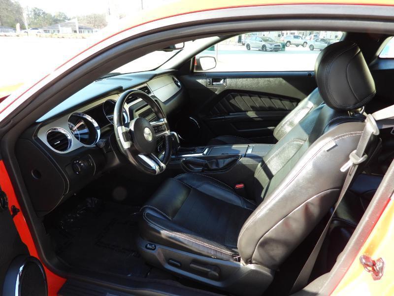 Ford Mustang GT Premium Coupe 2013