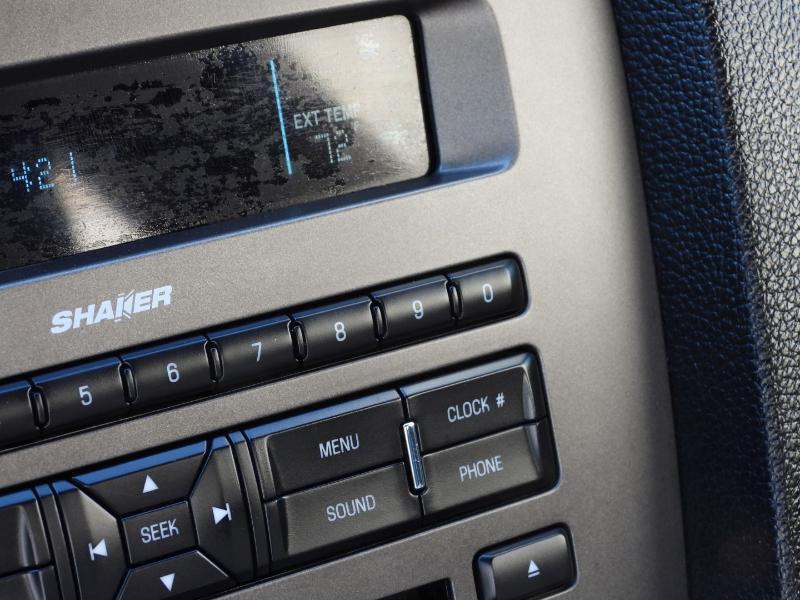 Ford Mustang GT Premium Coupe 2013