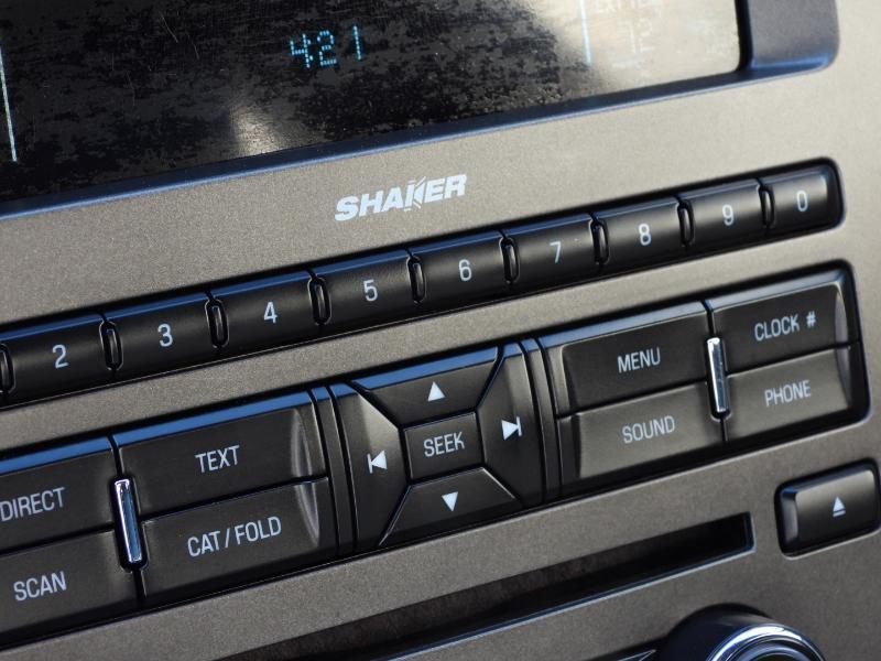 Ford Mustang GT Premium Coupe 2013