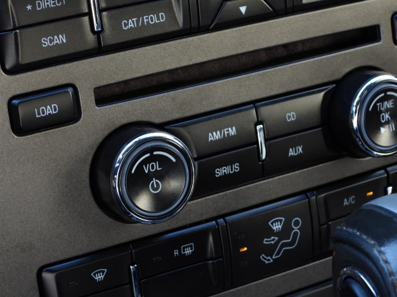 Ford Mustang GT Premium Coupe 2013