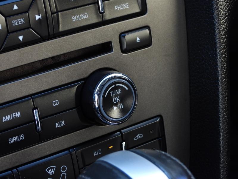 Ford Mustang GT Premium Coupe 2013