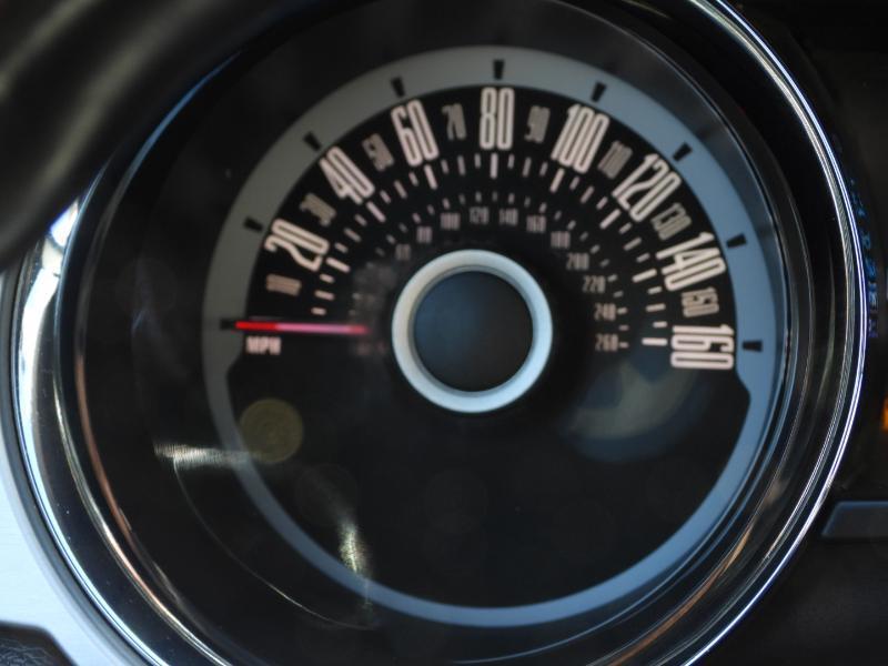 Ford Mustang GT Premium Coupe 2013