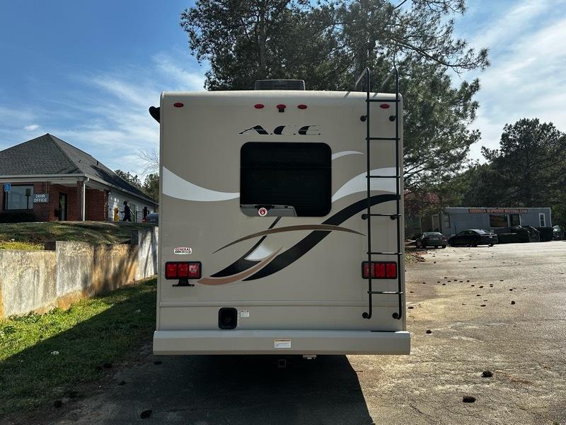 Thor Motor Coach A.C.E.  2017