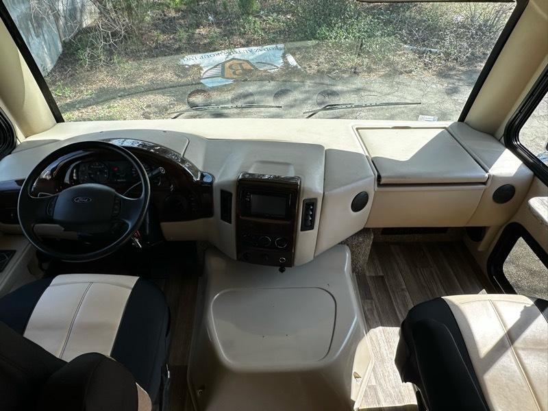 Thor Motor Coach A.C.E.  2017