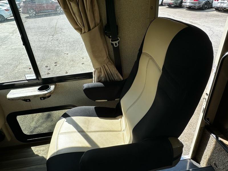 Thor Motor Coach A.C.E.  2017