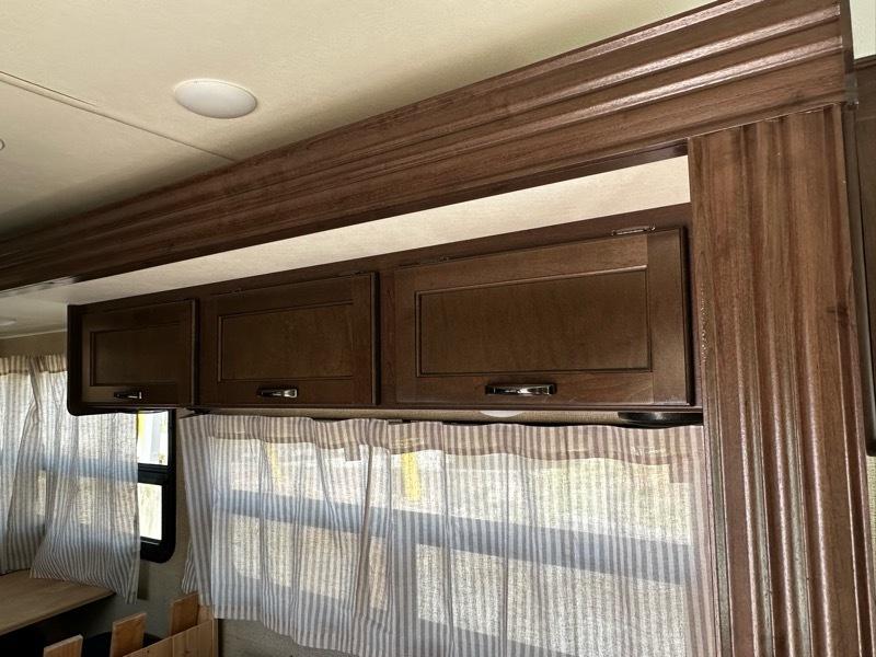 Thor Motor Coach A.C.E.  2017