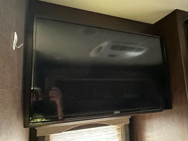 Thor Motor Coach A.C.E.  2017