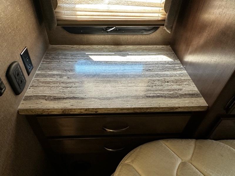 Thor Motor Coach A.C.E.  2017