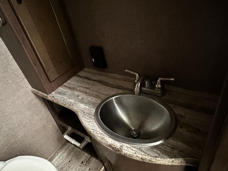 Thor Motor Coach A.C.E.  2017