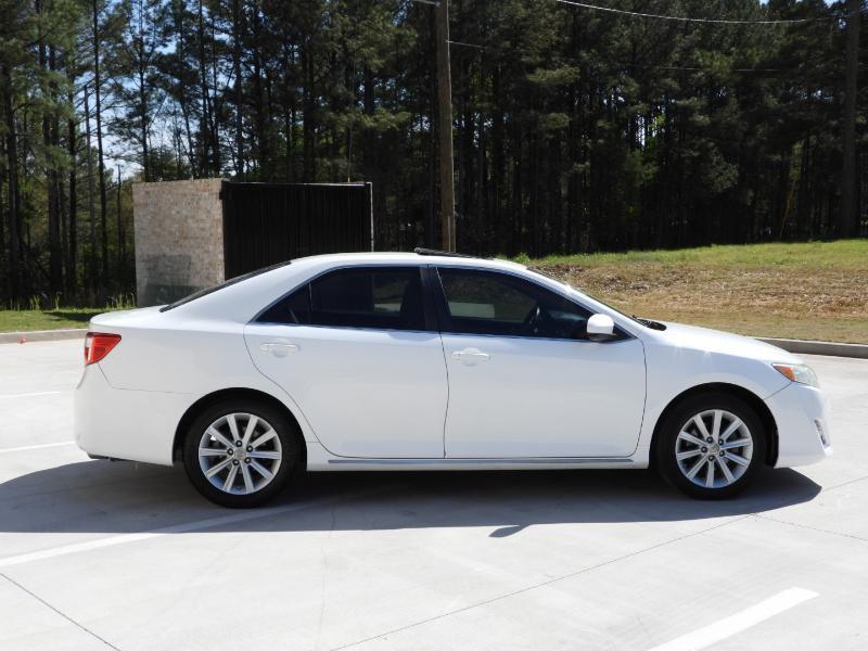 Toyota Camry XLE 2012
