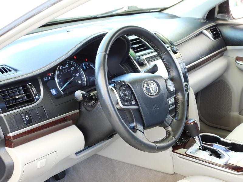 Toyota Camry XLE 2012