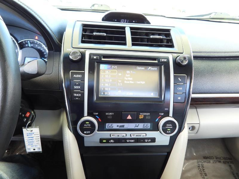 Toyota Camry XLE 2012