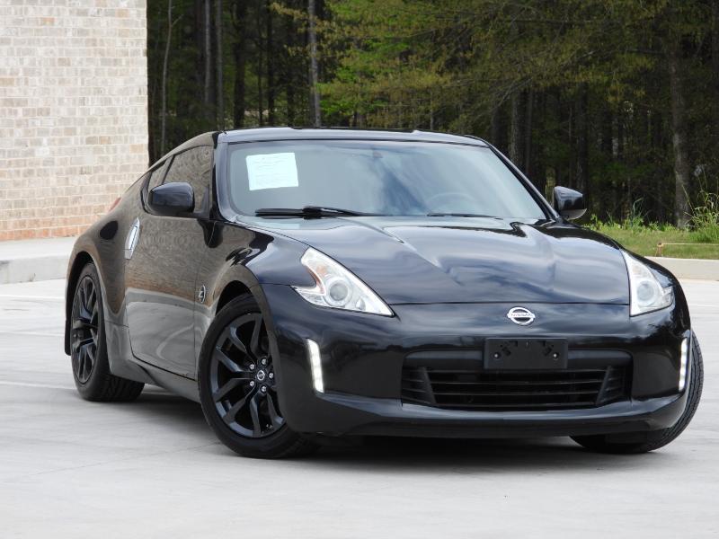 Nissan Z 370Z Coupe Touring 6MT 2017