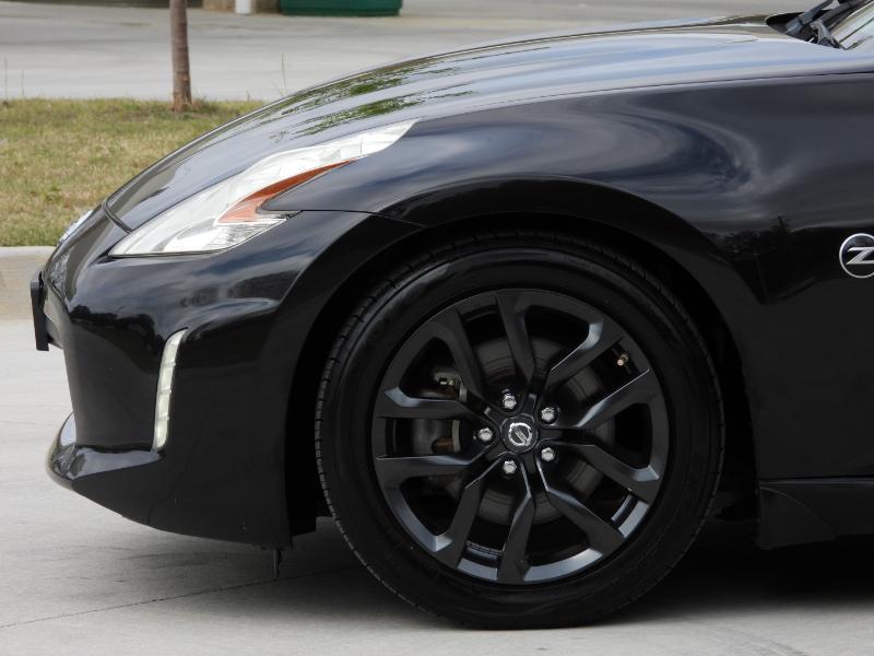 Nissan Z 370Z Coupe Touring 6MT 2017