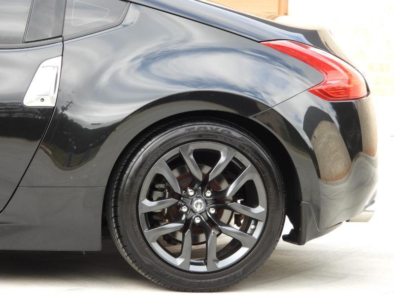 Nissan Z 370Z Coupe Touring 6MT 2017