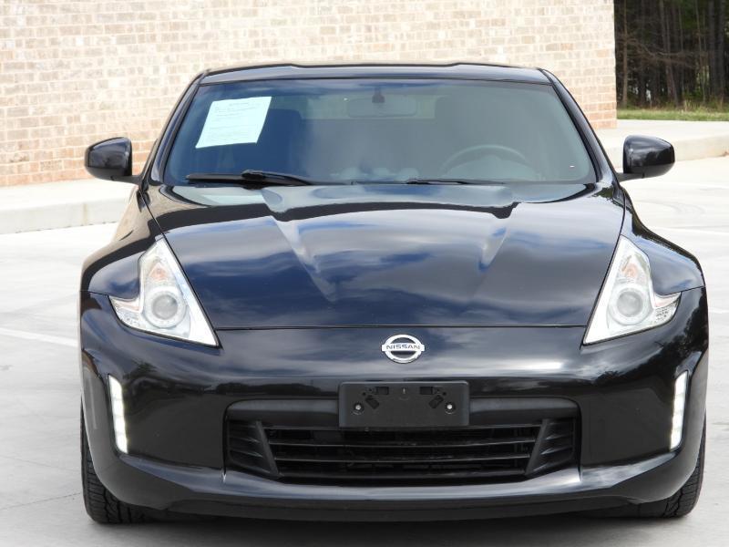 Nissan Z 370Z Coupe Touring 6MT 2017