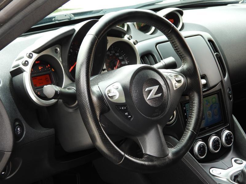 Nissan Z 370Z Coupe Touring 6MT 2017