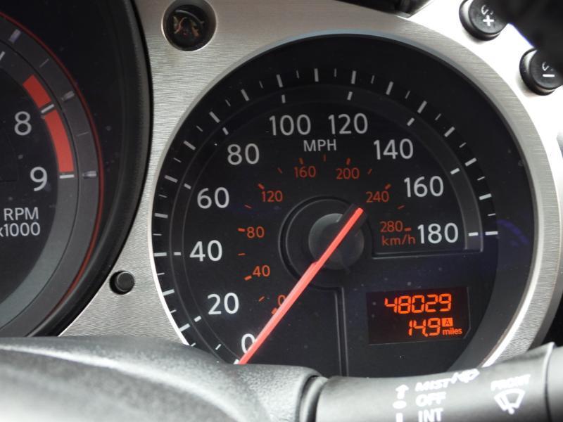 Nissan Z 370Z Coupe Touring 6MT 2017