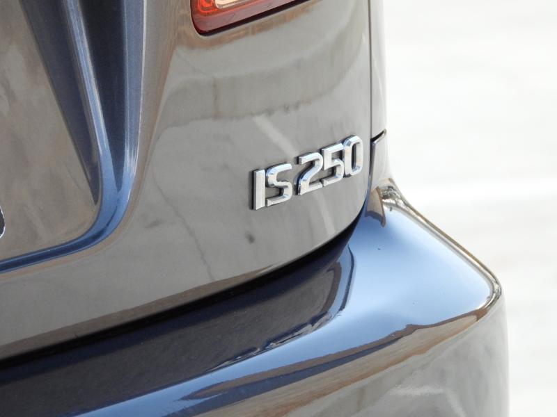 Lexus IS 250 RWD 2012