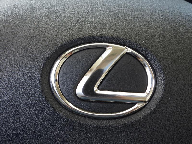 Lexus IS 250 RWD 2012