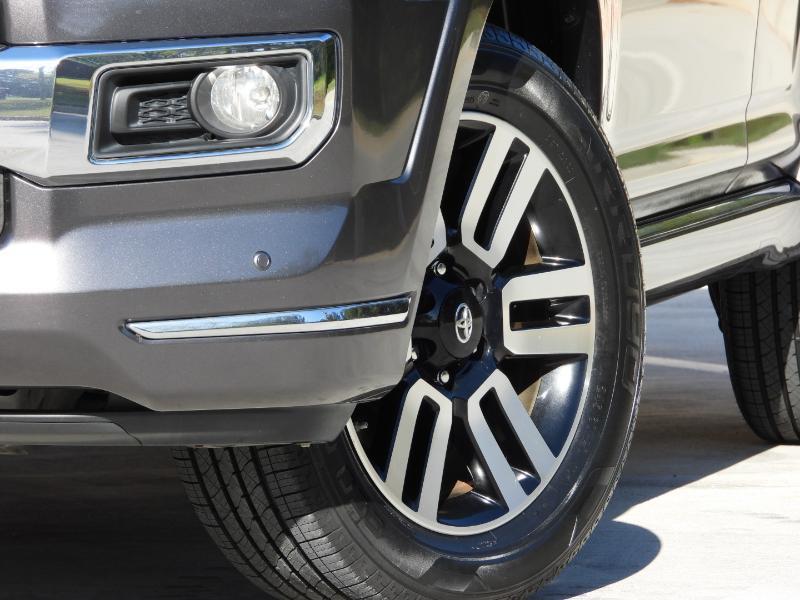 Toyota 4Runner Limited V6 2WD 2016