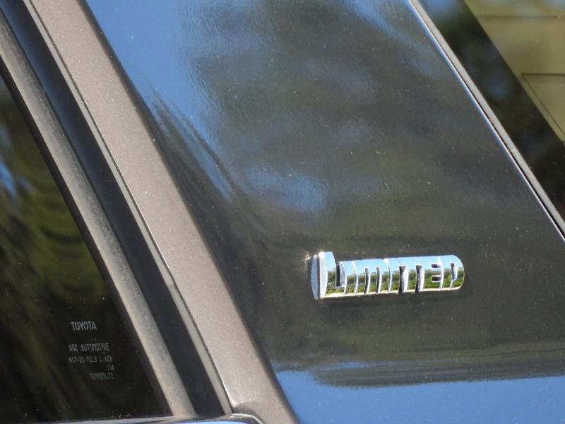 Toyota 4Runner Limited V6 2WD 2016