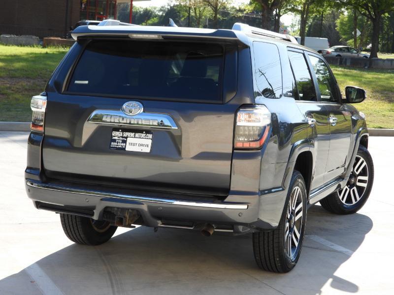 Toyota 4Runner Limited V6 2WD 2016