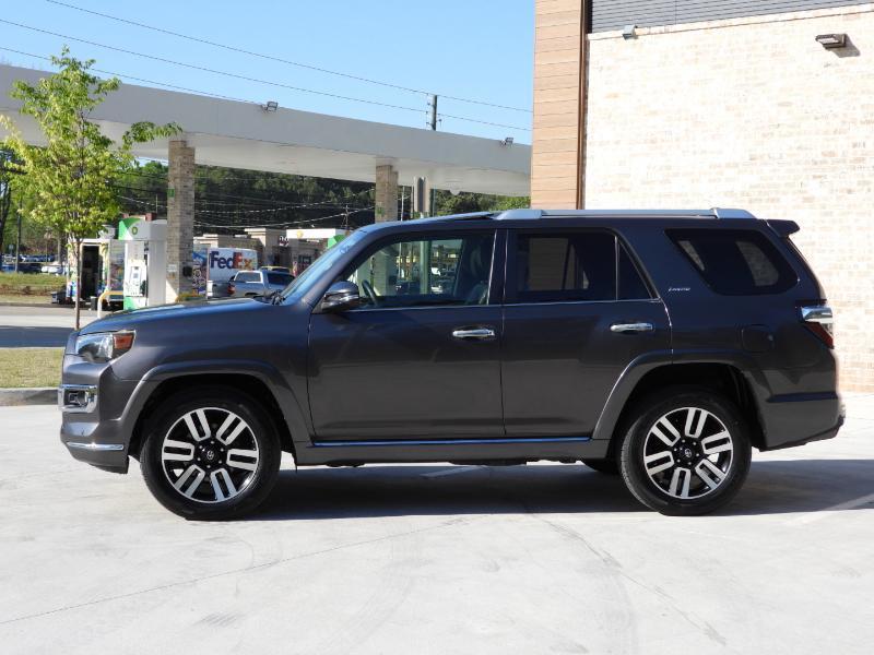 Toyota 4Runner Limited V6 2WD 2016