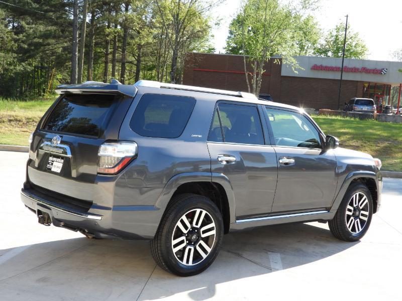 Toyota 4Runner Limited V6 2WD 2016