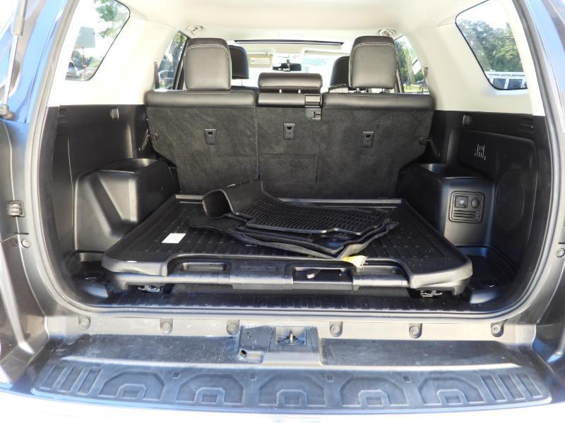 Toyota 4Runner Limited V6 2WD 2016