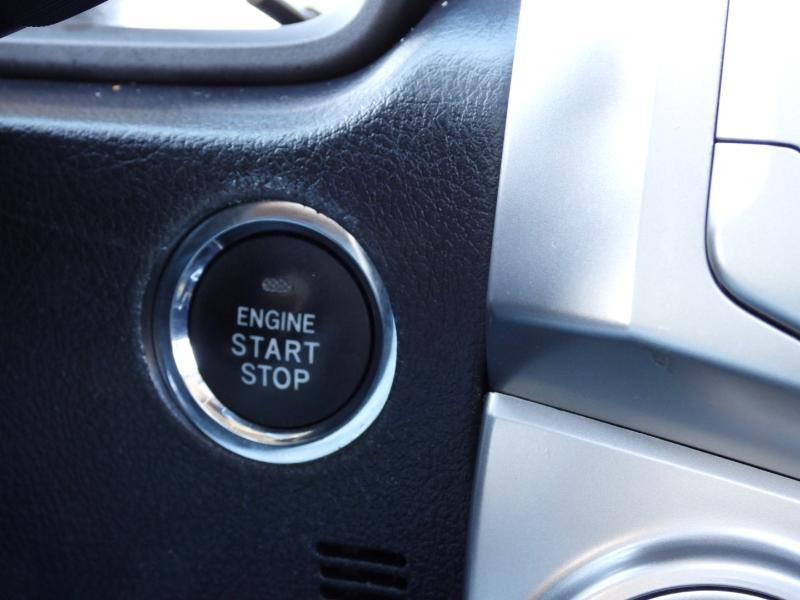 Toyota 4Runner Limited V6 2WD 2016