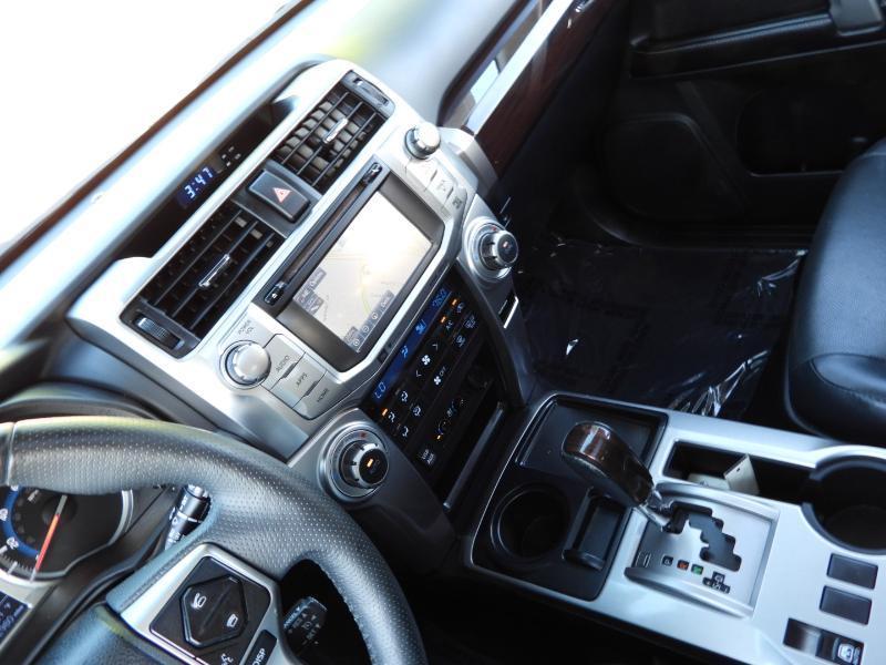 Toyota 4Runner Limited V6 2WD 2016