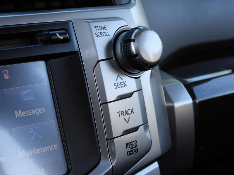 Toyota 4Runner Limited V6 2WD 2016