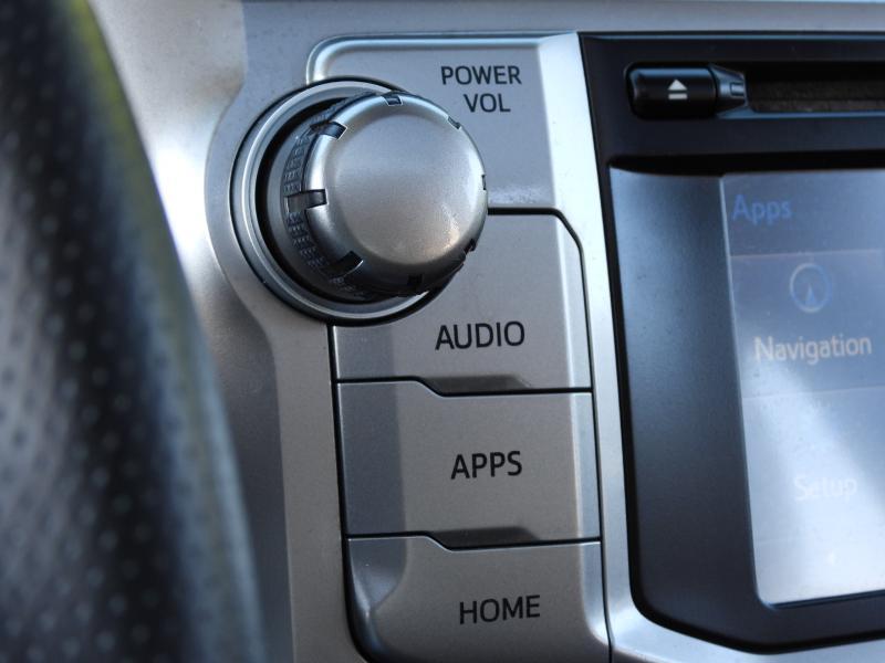 Toyota 4Runner Limited V6 2WD 2016