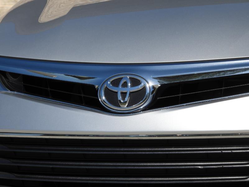 Toyota Avalon XLE Premium 2014