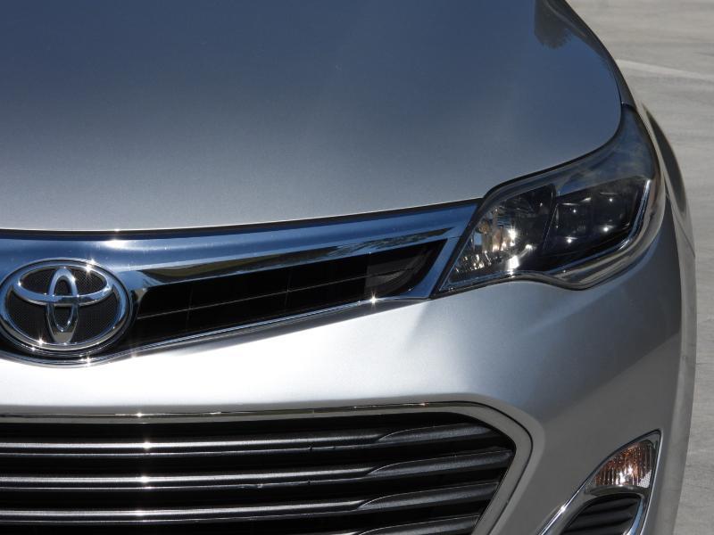 Toyota Avalon XLE Premium 2014