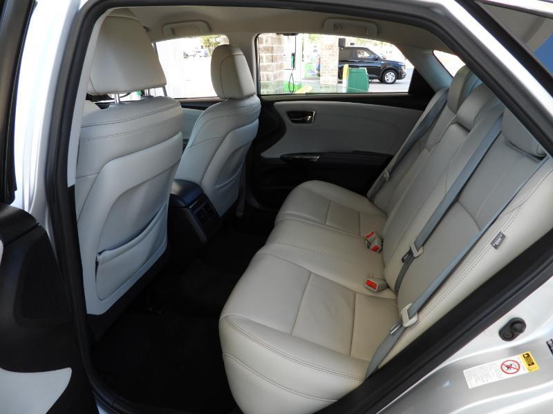 Toyota Avalon XLE Premium 2014