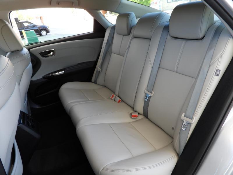 Toyota Avalon XLE Premium 2014