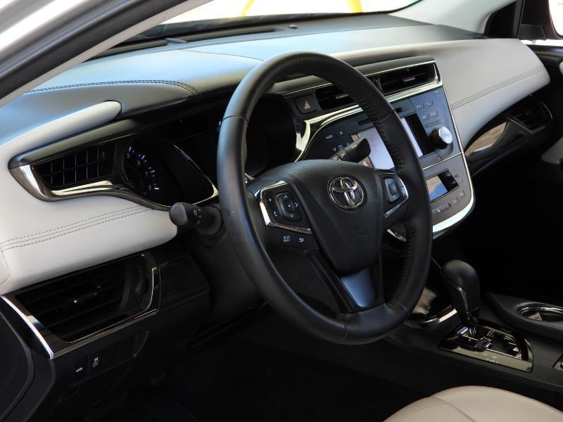 Toyota Avalon XLE Premium 2014