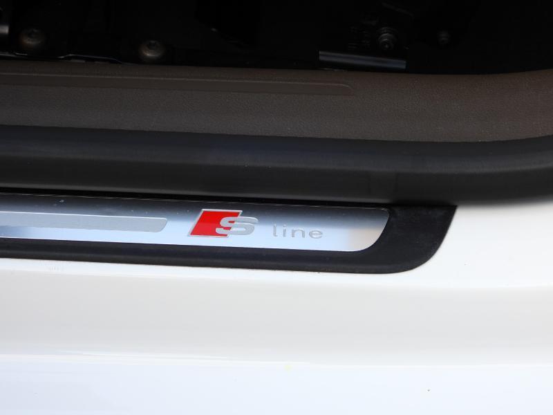 Audi A5 2.0T Premium Plus Cabriolet quattro 2016