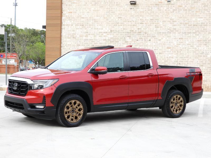 Honda Ridgeline RTL w/ Moonroof & Navigation 2023