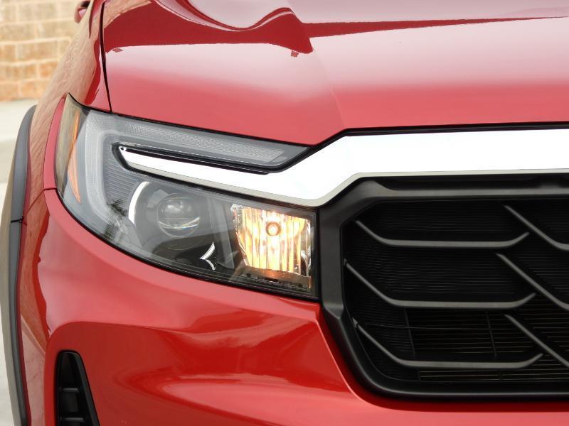 Honda Ridgeline RTL w/ Moonroof & Navigation 2023