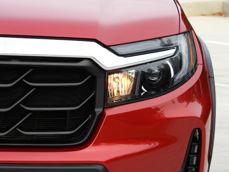 Honda Ridgeline RTL w/ Moonroof & Navigation 2023