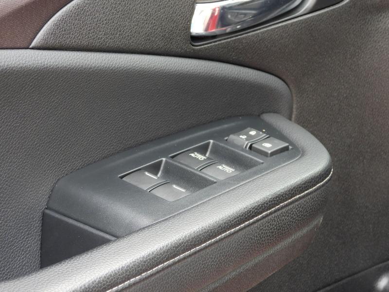 Honda Ridgeline RTL w/ Moonroof & Navigation 2023